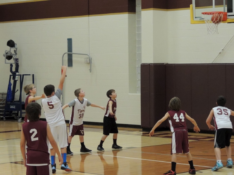 2014/01(January)/Brendan_Basketball/800x600_DSCN1872.JPG