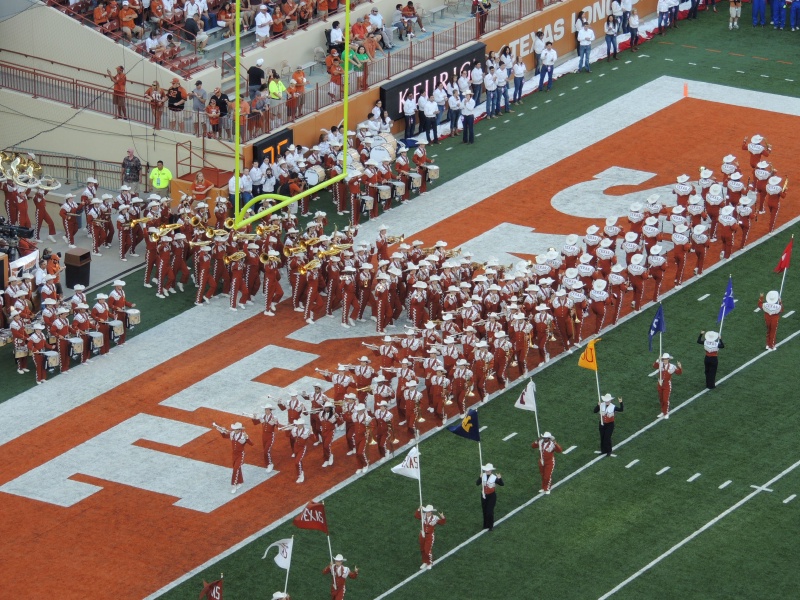 2014/08(August)/Longhorn_Game/800x600_DSCN2164.JPG