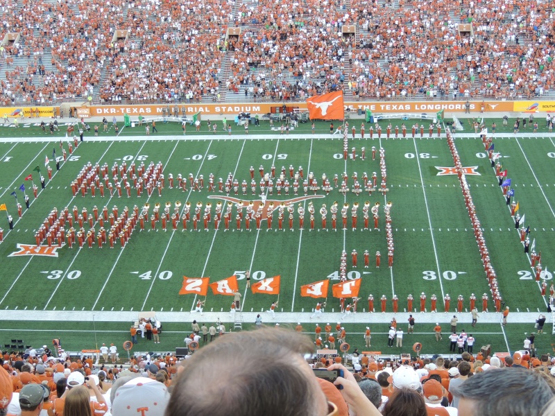2014/08(August)/Longhorn_Game/800x600_DSCN2172.JPG