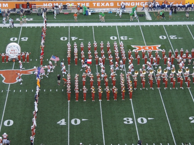 2014/08(August)/Longhorn_Game/800x600_DSCN2176.JPG