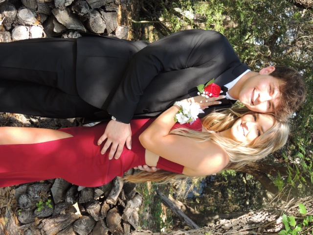 2022/05(May)/Prom/640x480_DSCN6065.JPG