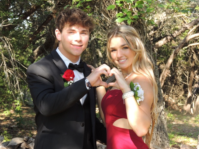 2022/05(May)/Prom/640x480_DSCN6078.JPG