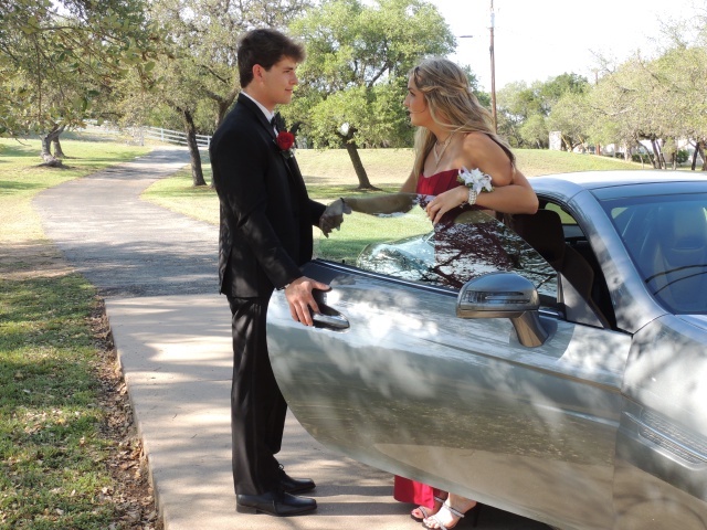 2022/05(May)/Prom/640x480_DSCN6084.JPG