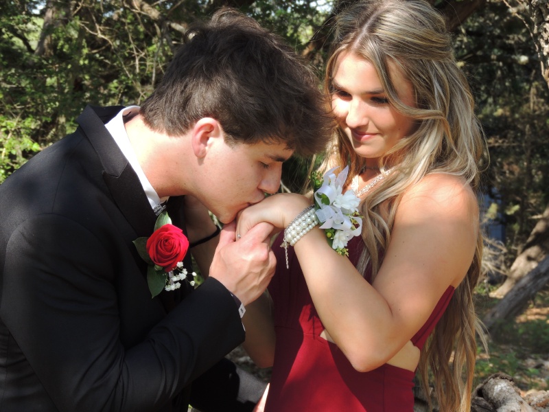 2022/05(May)/Prom/800x600_DSCN6067.JPG