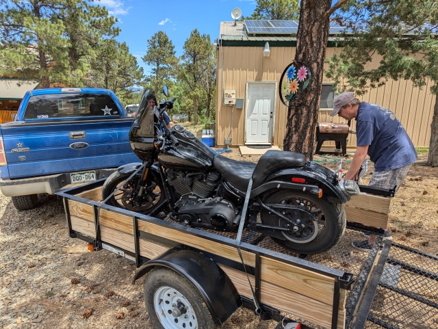 Loading_up_the_bike_for_a_safe_trip_down.jpg