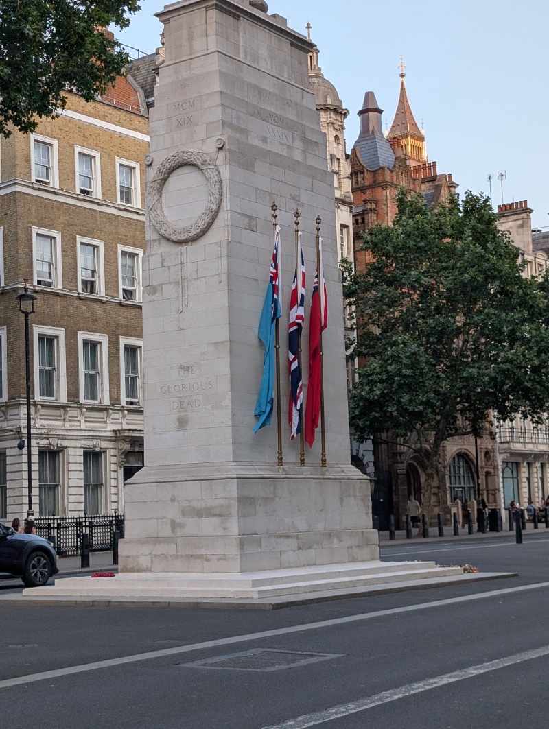 2026/07(July)/London/800x600_PXL_20260716_193809364.jpg