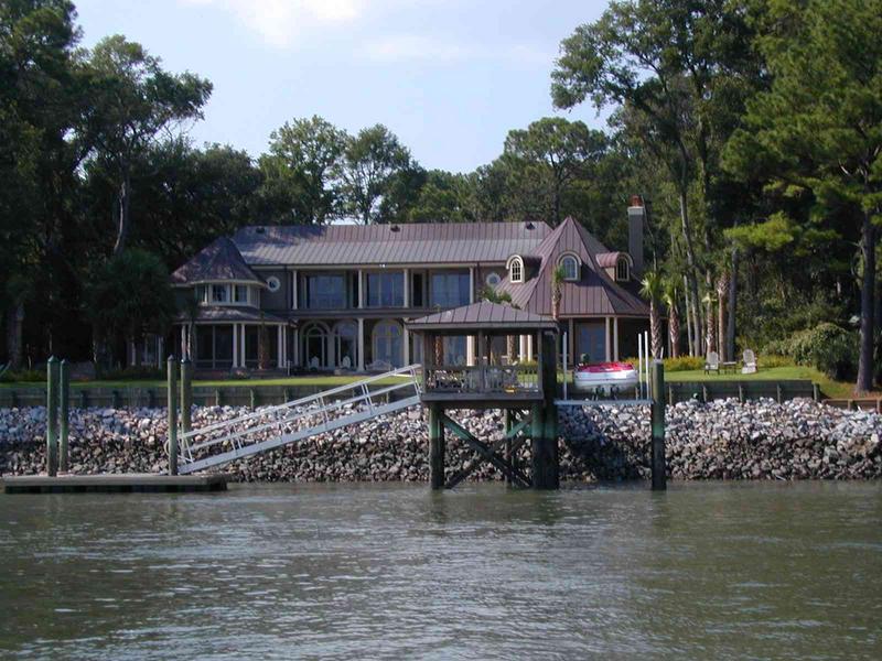 0ErinsChild/08(August)/Disk1/800x600_10_ICW_Homes.JPG