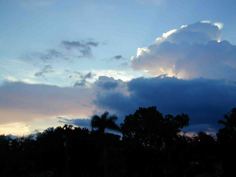 0ErinsChild/08(August)/Disk1/800x600_Begining_of_Tropical_Storm_Barry_in_Everglades.JPG
