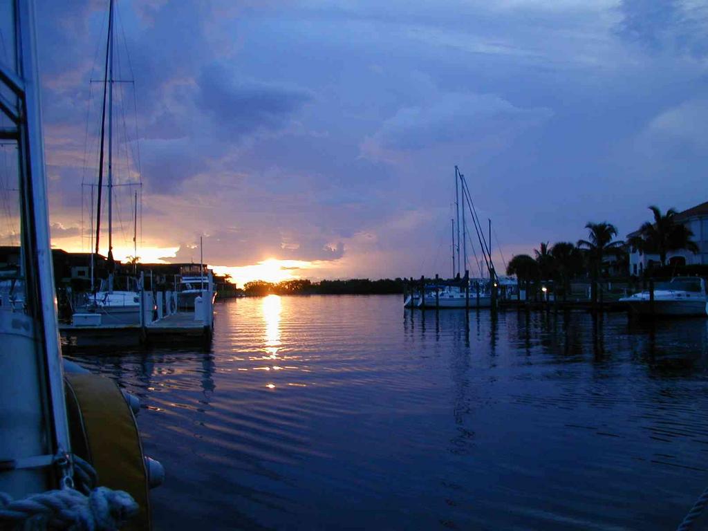 Sunset_@_Burnt_Store_Marina_-_Punta_Gorda_Fl..JPG