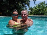 Mike_and_Linda_@_Gail's.JPG