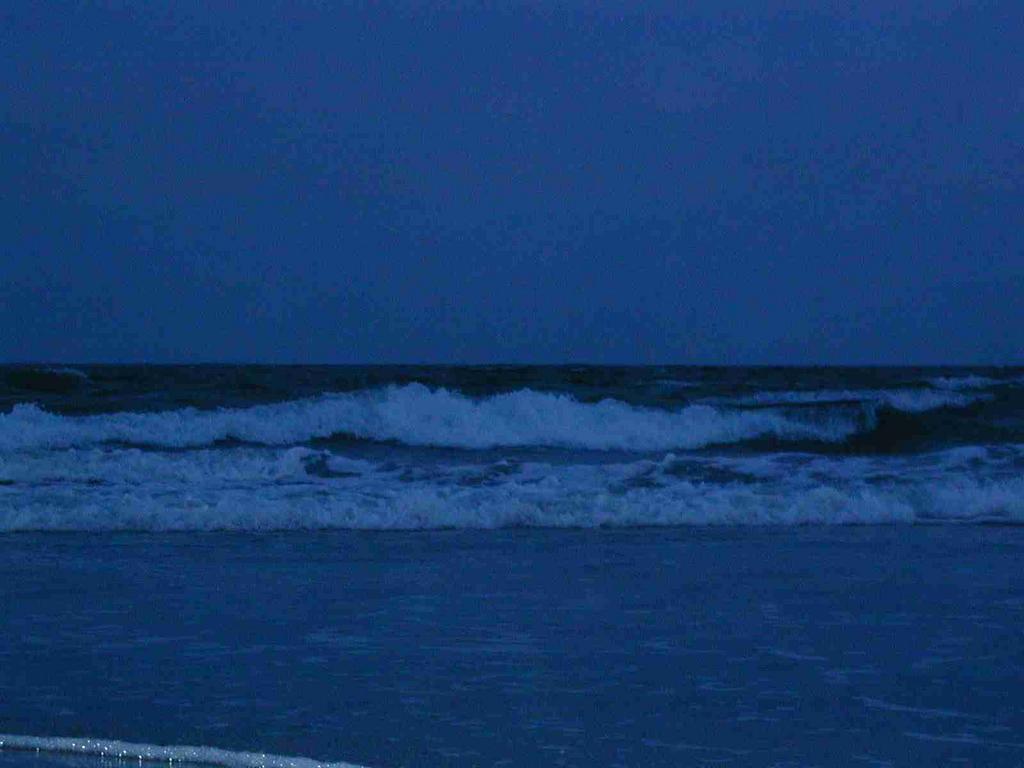62_-_Evening_Surf_@_Sunset_Beach_NC.JPG