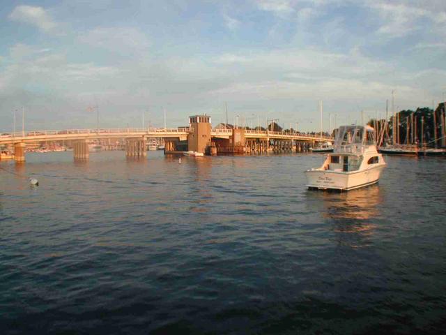 27_-_Spa_Creek_Bascule_Bridge_Annapolis_Maryland.JPG