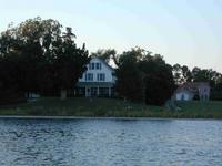 22_-_Older_Home_Fishin_Bay_Anchorage_.JPG