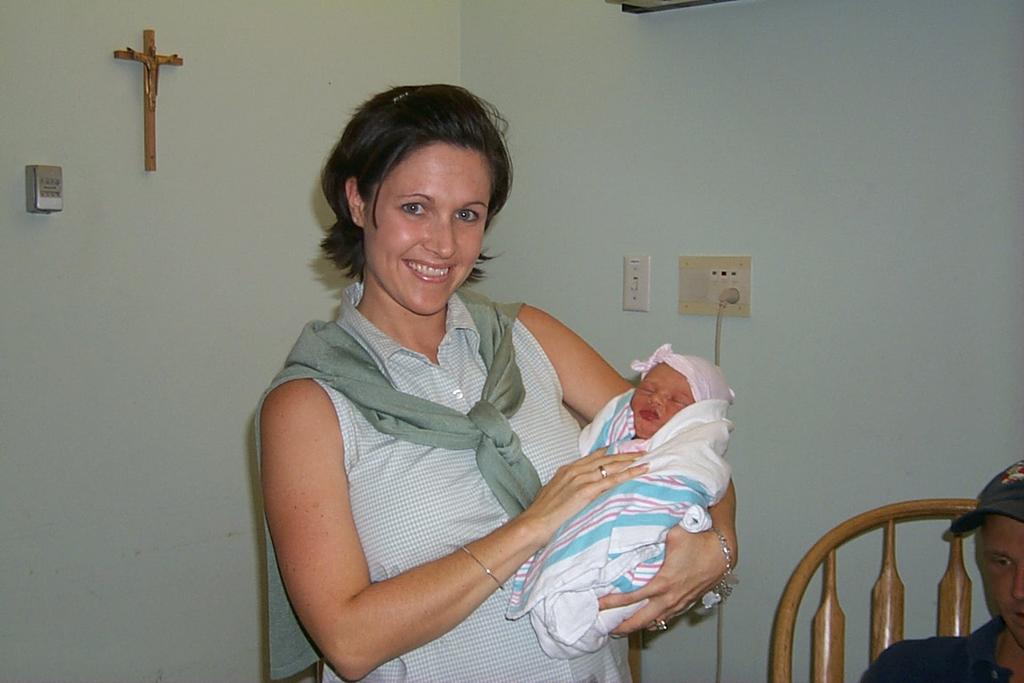 2000/09(September)/Presley/1024x768_2273PresleyKristen.JPG