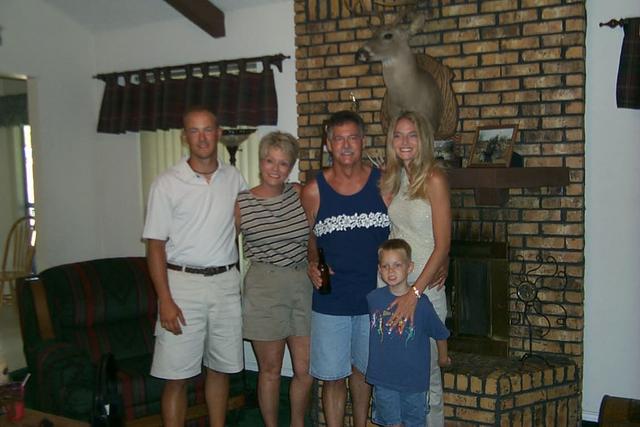 2001/06(June)/Katies10yrReunion/640x480_P0002766.JPG