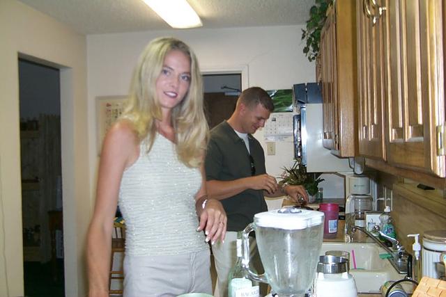 2001/06(June)/Katies10yrReunion/640x480_P0002771.JPG