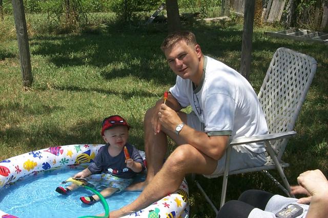 2001/06(June)/Katies10yrReunion/640x480_P0002793.JPG