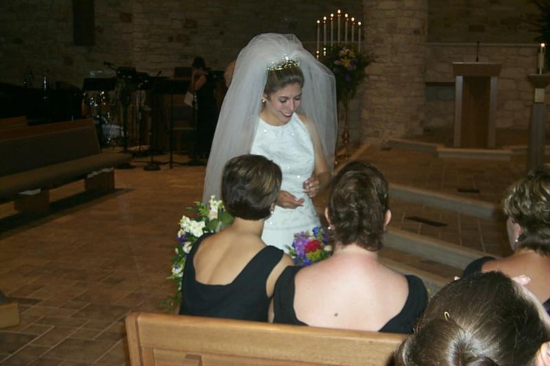 2001/07(July)/LaurieWedding/800x600_2837LauriesWedding.JPG