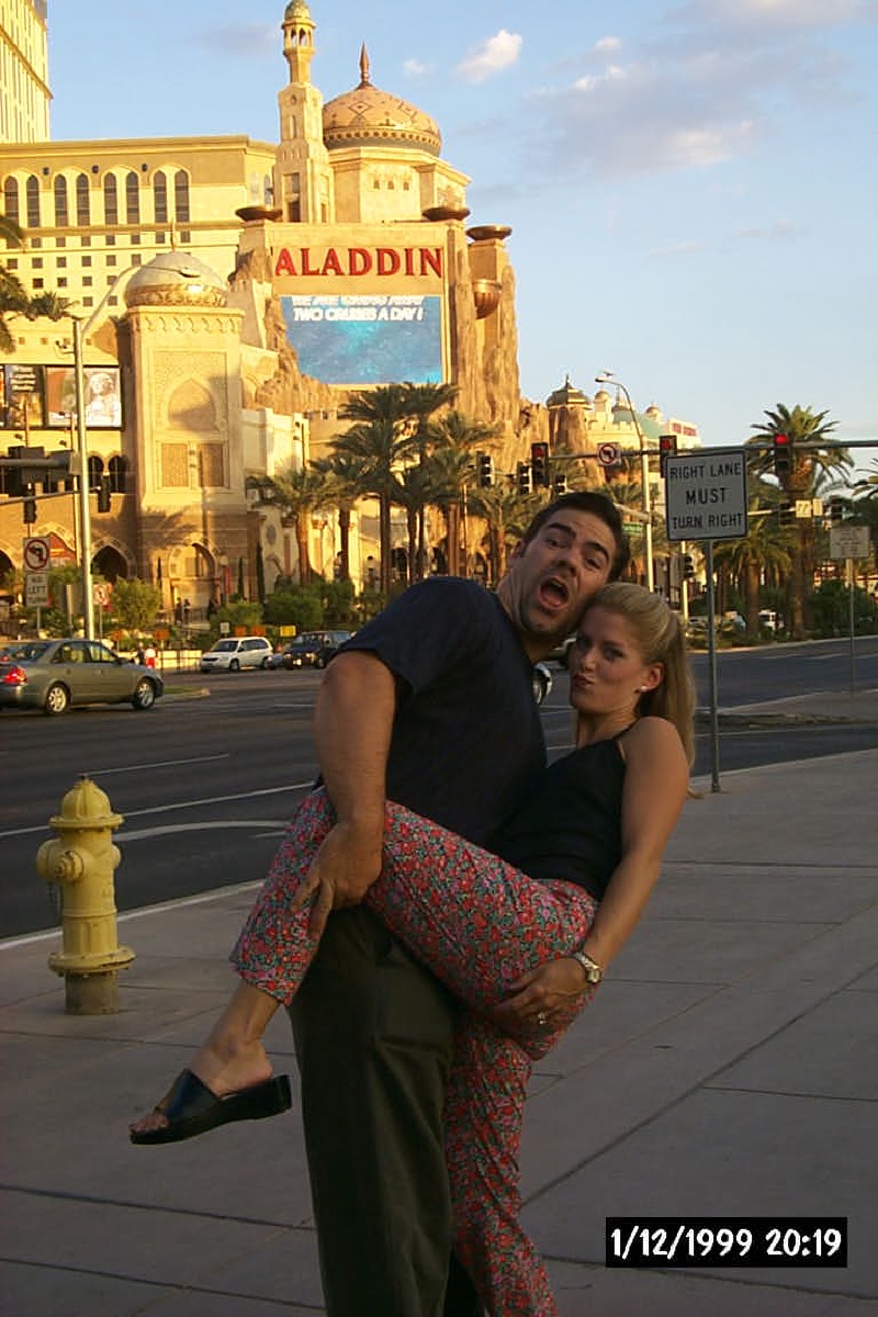 2001/08(August)/Vegas/800x600_P0002948.JPG