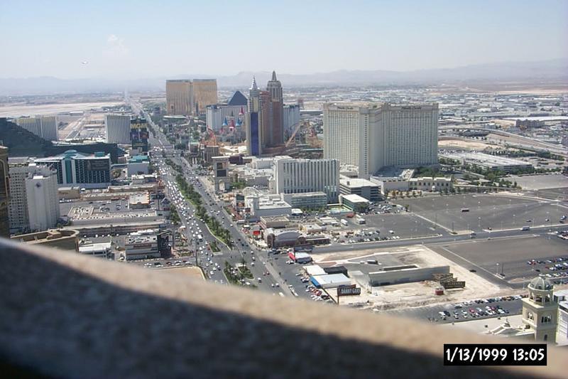 2001/08(August)/Vegas/800x600_P0002957.JPG