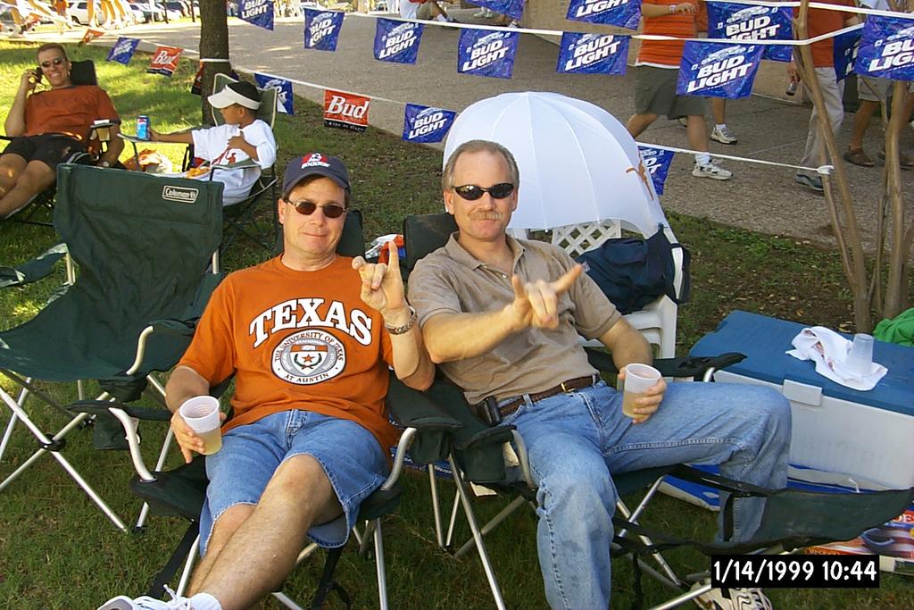2001/09(September)/901_New_Mexico_State_Game/1024x768_P0003017.JPG