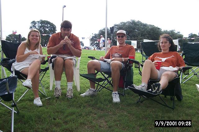 2001/09(September)/908_North_Carolina_Game/640x480_P0003030.JPG