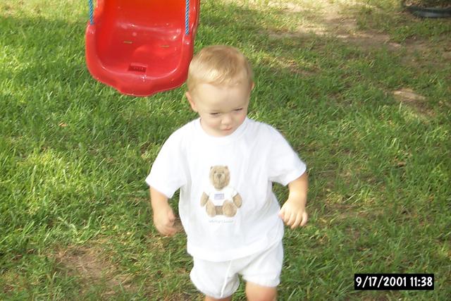 2001/09(September)/908_North_Carolina_Game/640x480_P0003049.JPG