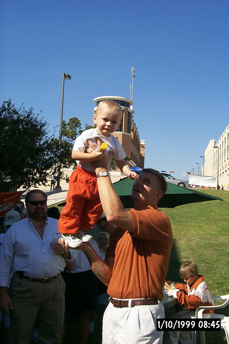 2001/09(September)/929_Texas_Tech_Game/800x600_P0003103.JPG