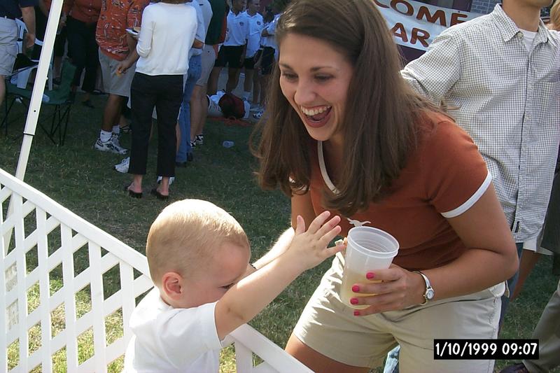 2001/09(September)/929_Texas_Tech_Game/800x600_P0003105.JPG
