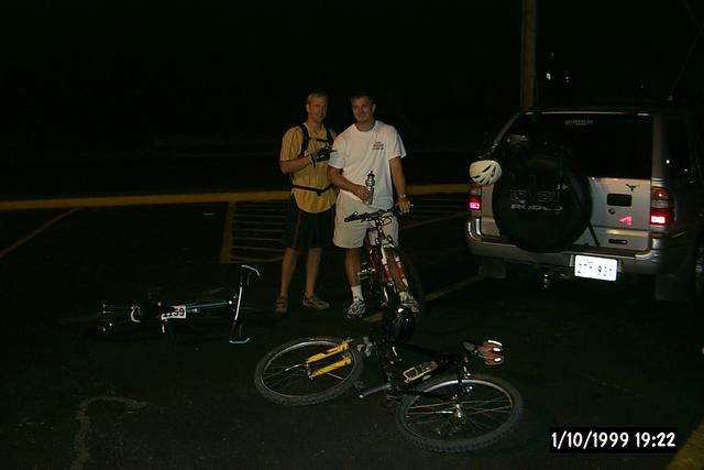 2001/09(September)/930_Moonlight_Cruise/640x480_P0003112.JPG