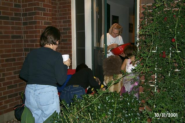 2001/10(October)/1031Halloween/640x480_P0003271.JPG