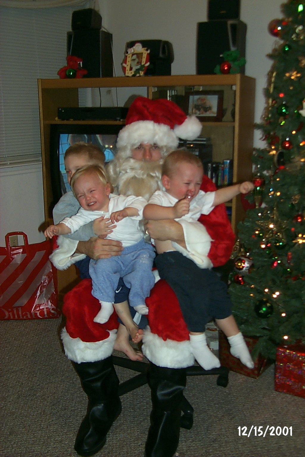 2001/12(December)/Christmas_Eve/1024x768_P0003374.JPG