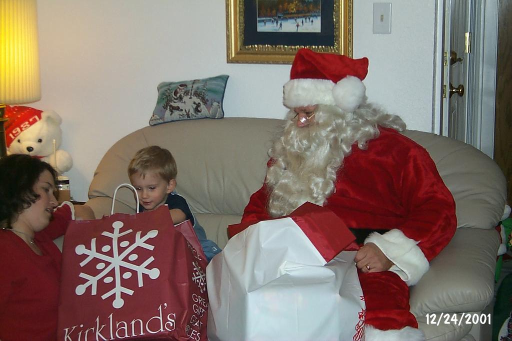 2001/12(December)/Christmas_Eve/1024x768_P0003387.JPG