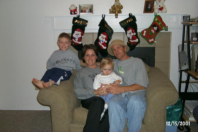 2001/12(December)/Christmas_Eve/640x480_P0003363.JPG