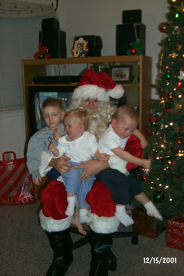2001/12(December)/Christmas_Eve/640x480_P0003375.JPG