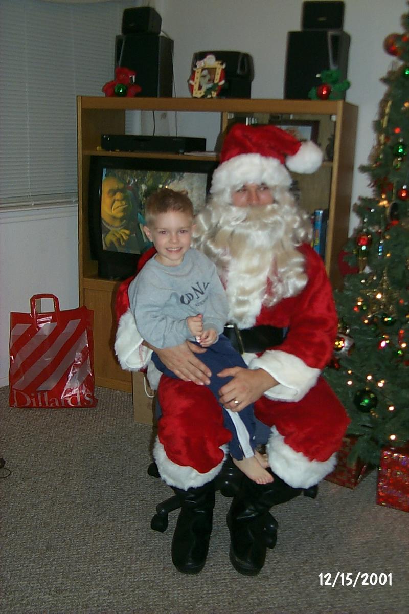 2001/12(December)/Christmas_Eve/800x600_P0003371.JPG