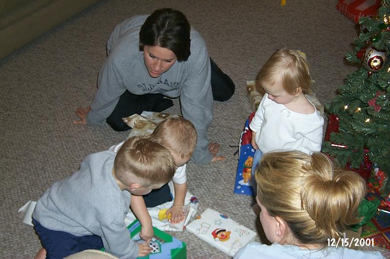 2001/12(December)/Christmas_Eve/800x600_P0003377.JPG