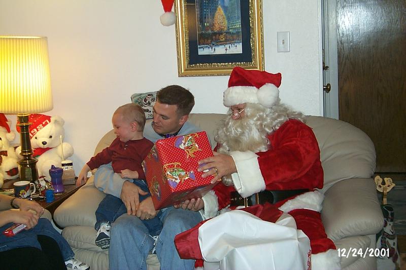 2001/12(December)/Christmas_Eve/800x600_P0003389.JPG