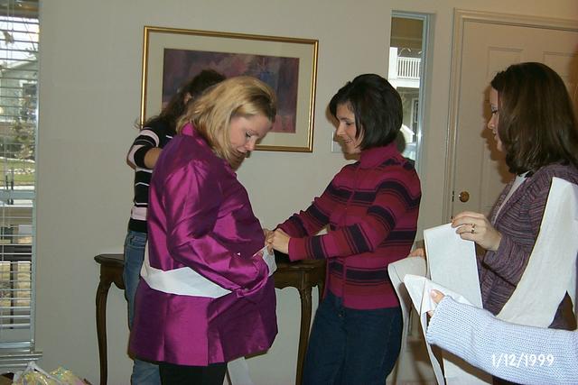 2002/01(January)/Katie's_Baby_Shower/640x480_P0003438.JPG