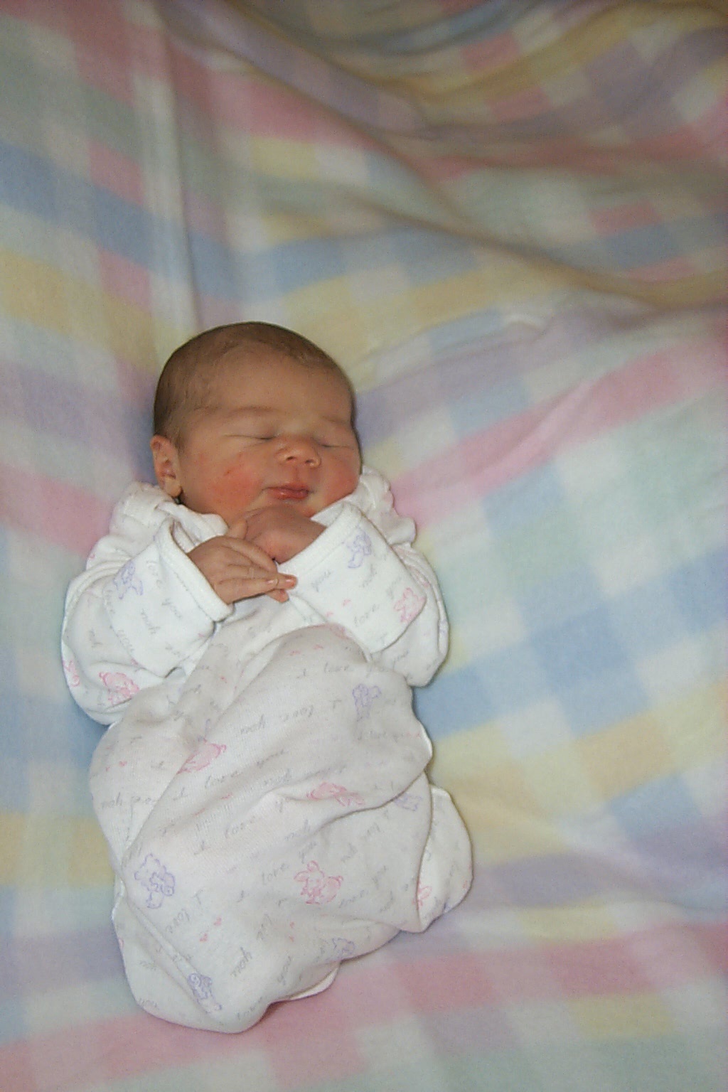 2002/02(February)/Kyla_Arrives/1024x768_P0003516a.JPG