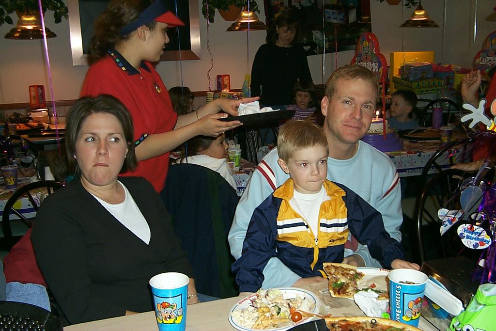 2002/03(March)/Misc/1024x768_P0003597.JPG