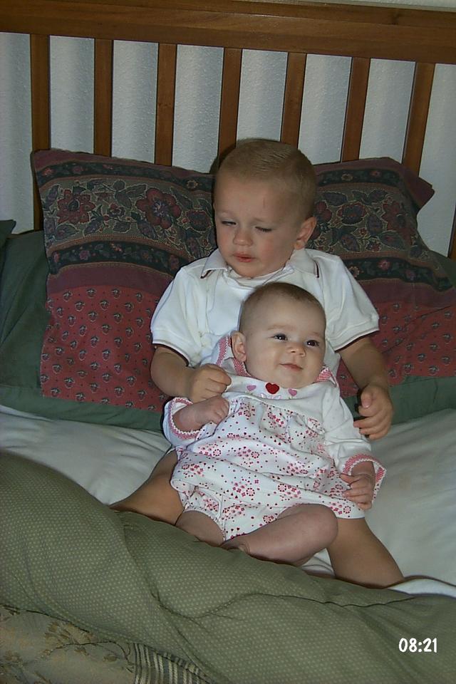 2002/05May/640x480_P0003752.JPG