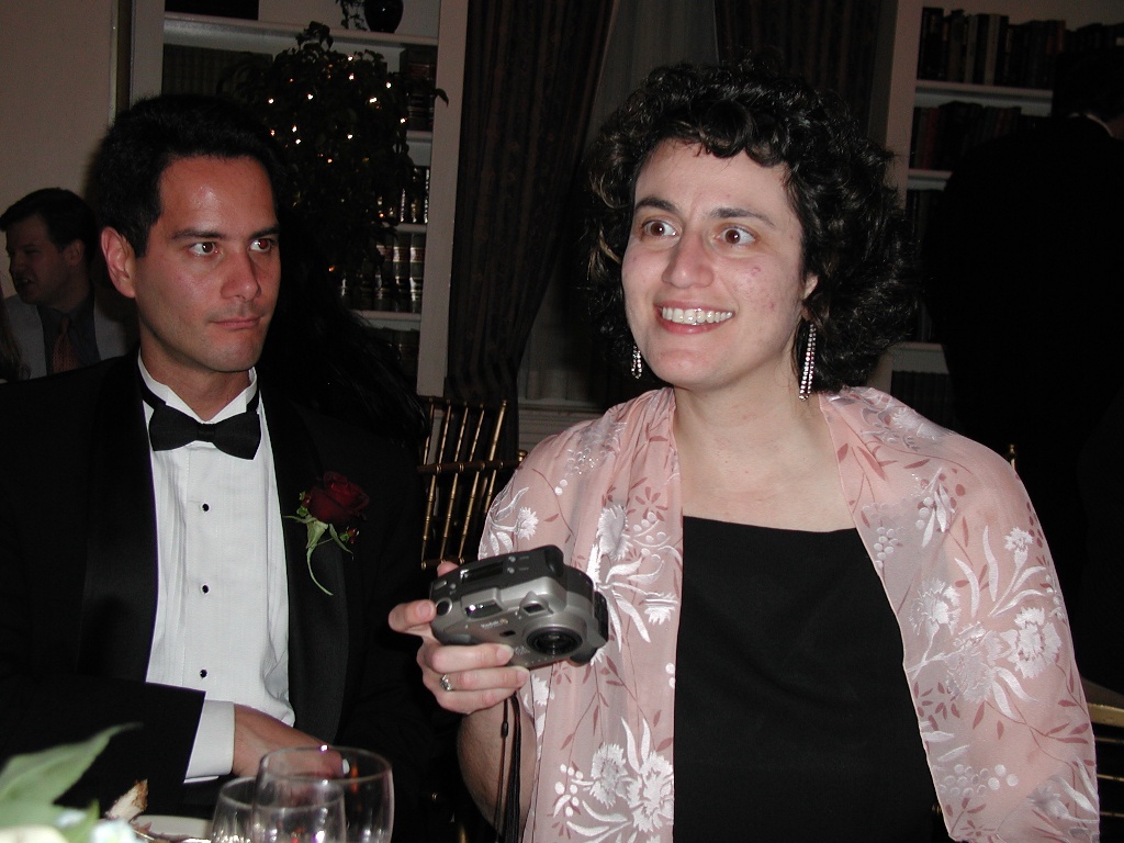 2001/06(June)/tim_wedding/1024x768_kinda_scary_table_mates.jpg