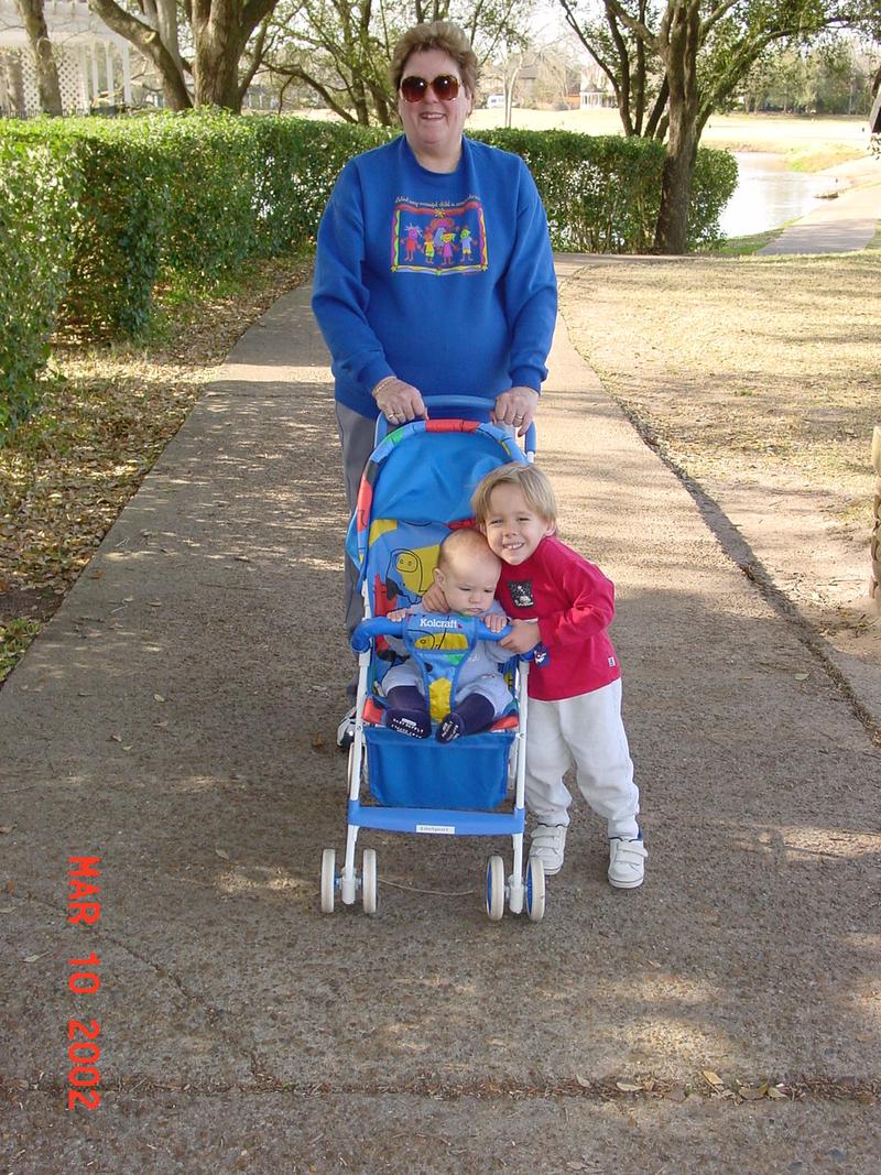 2002/03(March)/Houston/800x600_mom_case_jack.JPG