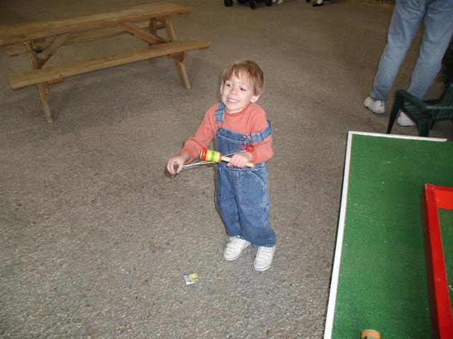 2002/03(March)/Rodeo/640x480_Jack_Playing.JPG