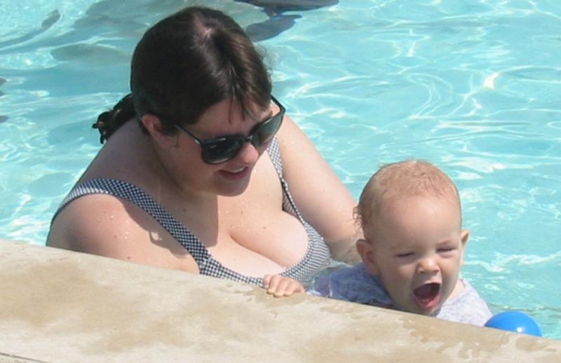 2002/06(June)/Swimming_Lessons/800x600_Case_Stacy.JPG