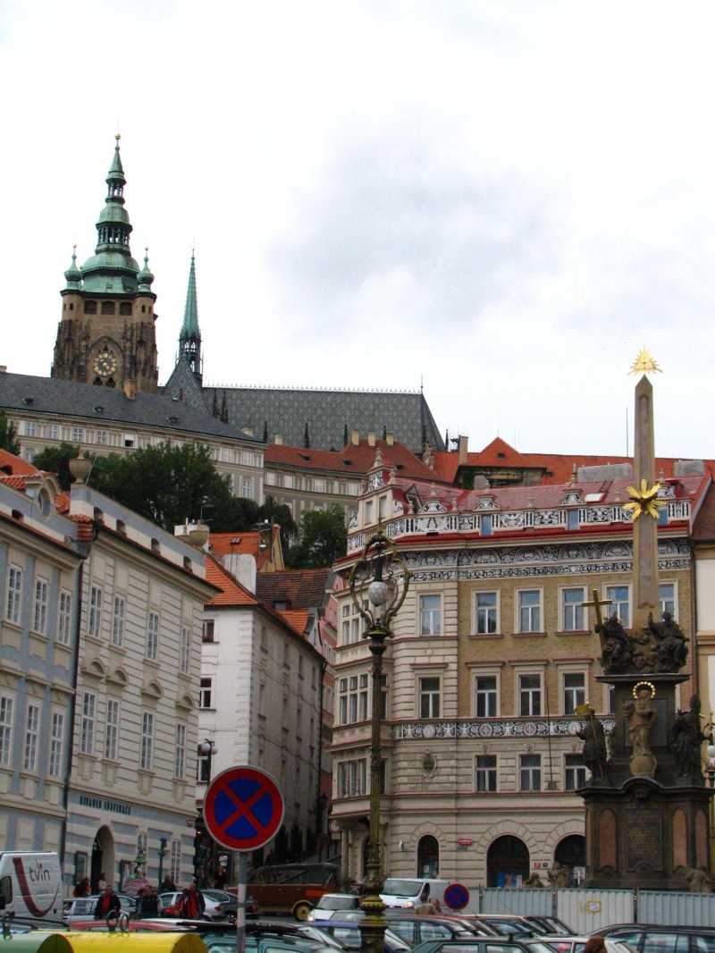 2006/August/Prague/800x600_intersection.jpg