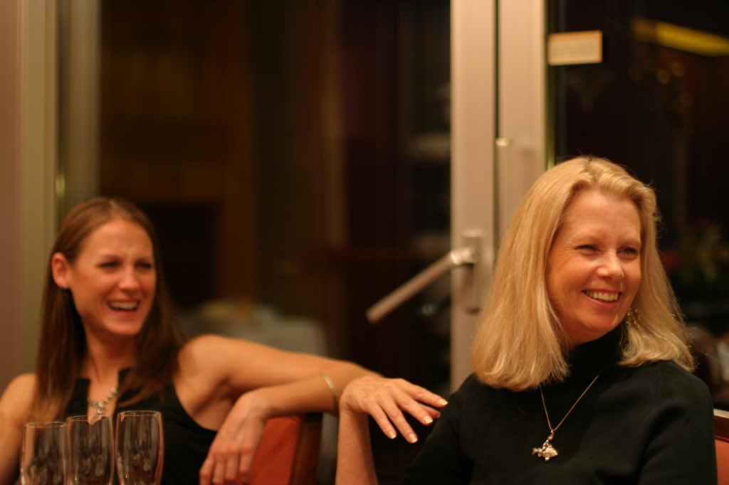 2007/07(July)/Alaska/1024x768_birthday_nancy_beth.jpg