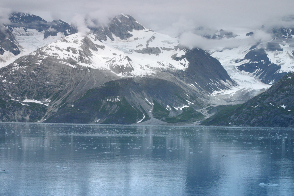 2007/07(July)/Alaska/1024x768_glacier_bay3.jpg