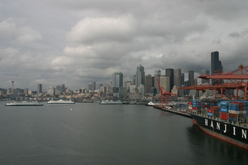 2007/07(July)/Alaska/800x600_Seattle_harbor9.JPG